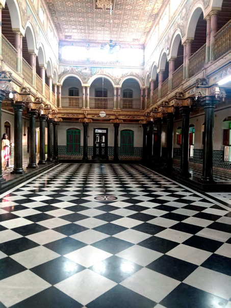 கட்டுரை, ஞாயிறு மலர்