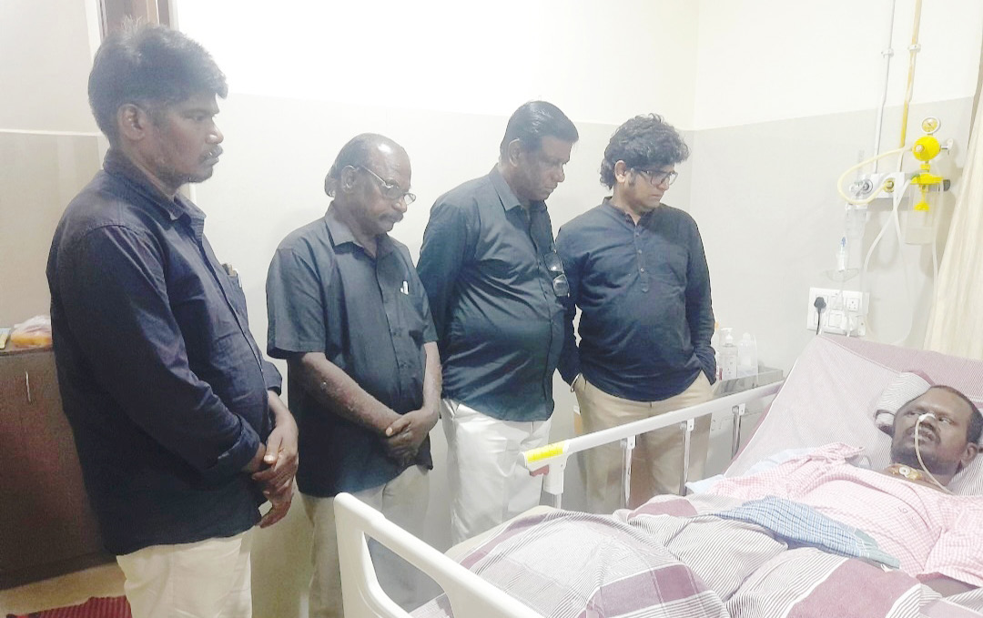 மண்ணச்சநல்லூரில் இயங்கி வரும் சமூகநல மாணவர் விடுதிக்கு தந்தை பெரியார் படம் வழங்கல் திராவிடர் கழகம்
