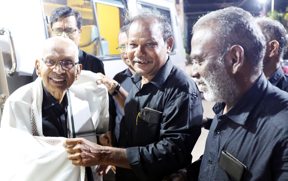இல்லத்தை அறிமுகம் செய்து கழகத் தலைவர் ஆசிரியர் பாராட்டு உரை! திராவிடர் கழகம்