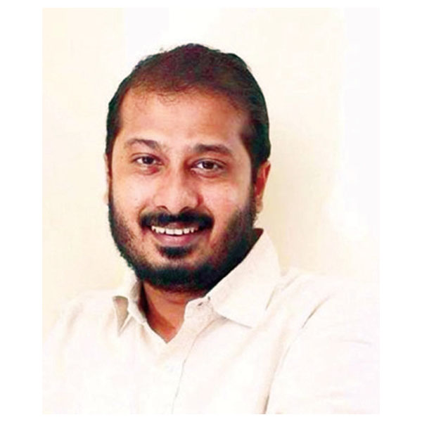 ஆசிரியர் விடையளிக்கிறார், ஞாயிறு மலர்