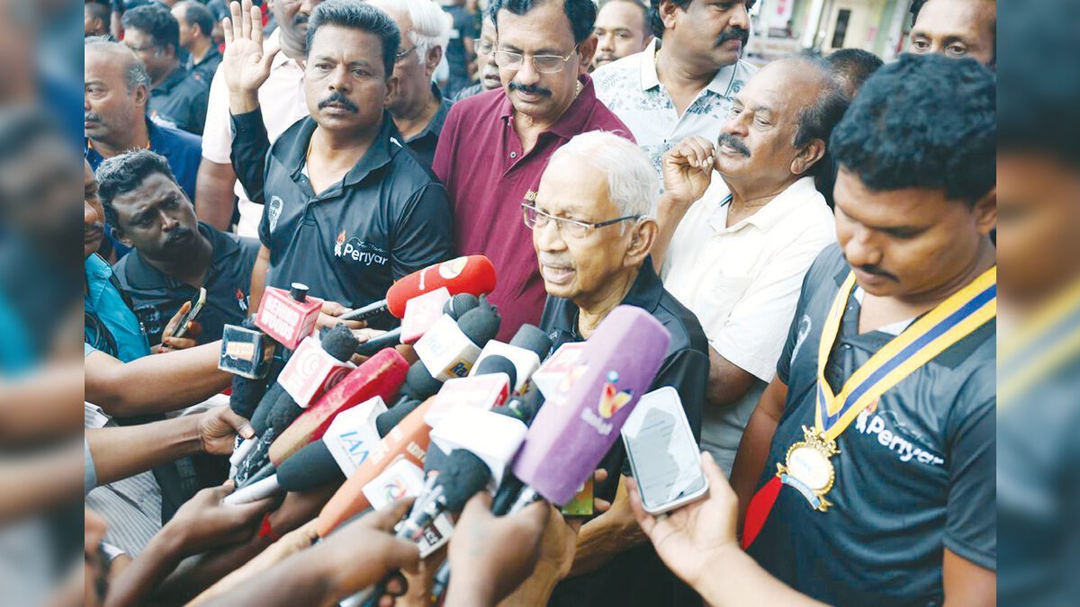 கழகத் தலைவர் பேட்டி